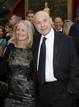 Alan Arkin Wins for Best Supporting actor for little miss sunshine